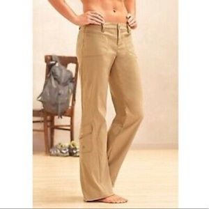 Athleta Dipper Women’s Cargo Hiking Pant